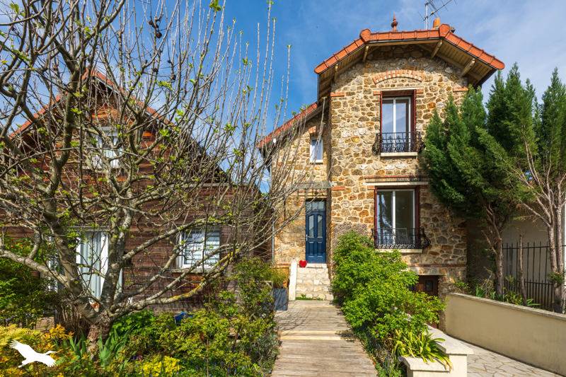 Vente Maison ERMONT - 6 pièces -136 m² - (95120)