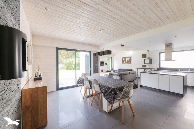 Vente Maison MONTLIGNON - 7 pièces -154 m² - (95680)