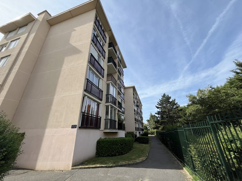 Vente Appartement EAUBONNE - 3 pièces -60 m² - (95600)