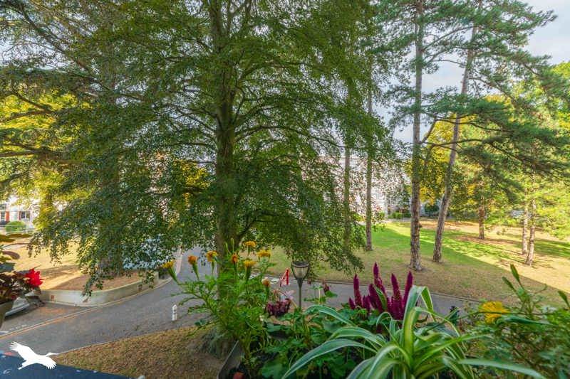 Vente Appartement EAUBONNE - 4 pièces -77 m² - (95600)