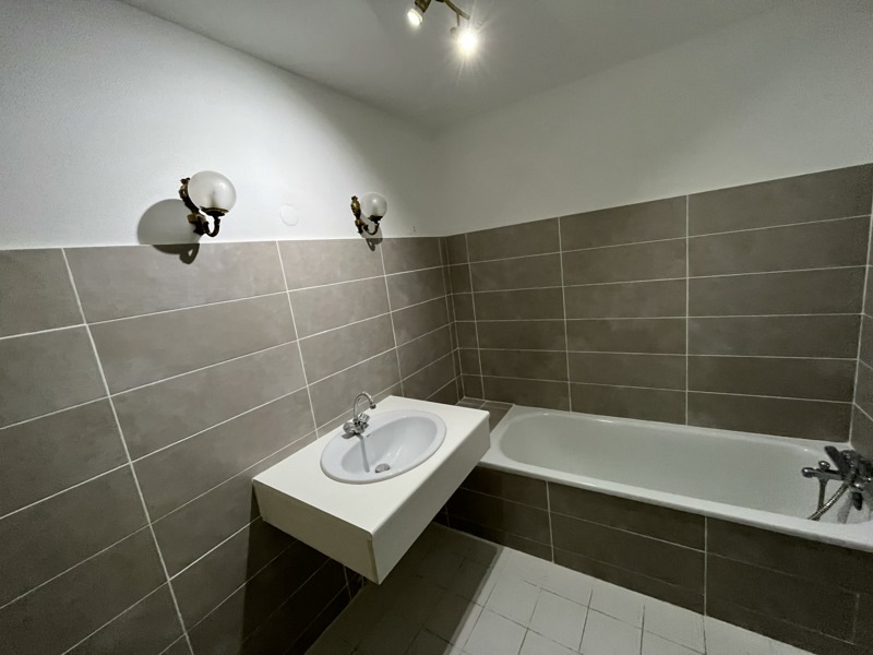 Vente Appartement BEZIERS - 4 pièces -85 m² - (34500)