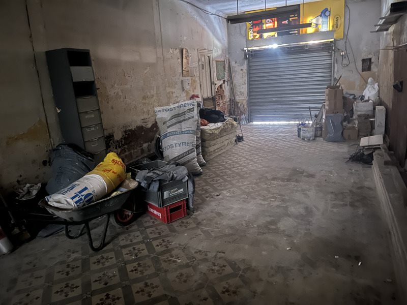 Parking 57 m² · à Béziers · 57 m² · 35 000 €