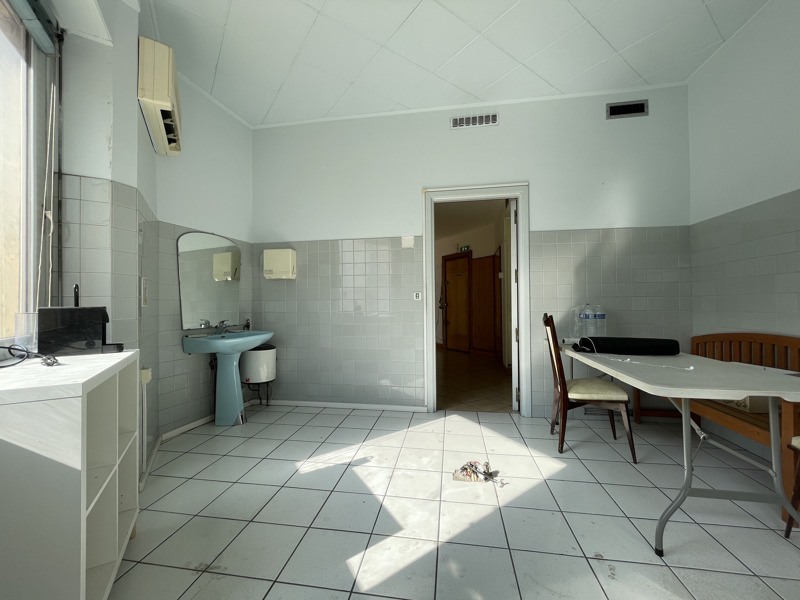 Vente Appartement Béziers - 12 pièces -143 m² - (34500)