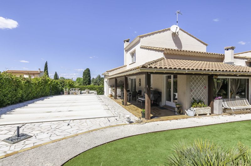 Vente Maison BOUJAN SUR LIBRON - 6 pièces -221 m² - (34760)