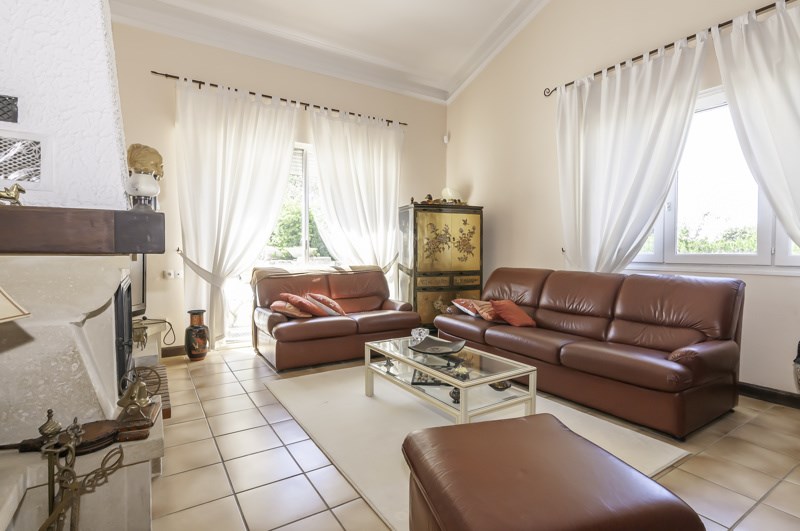 Vente Maison BOUJAN SUR LIBRON - 6 pièces -221 m² - (34760)