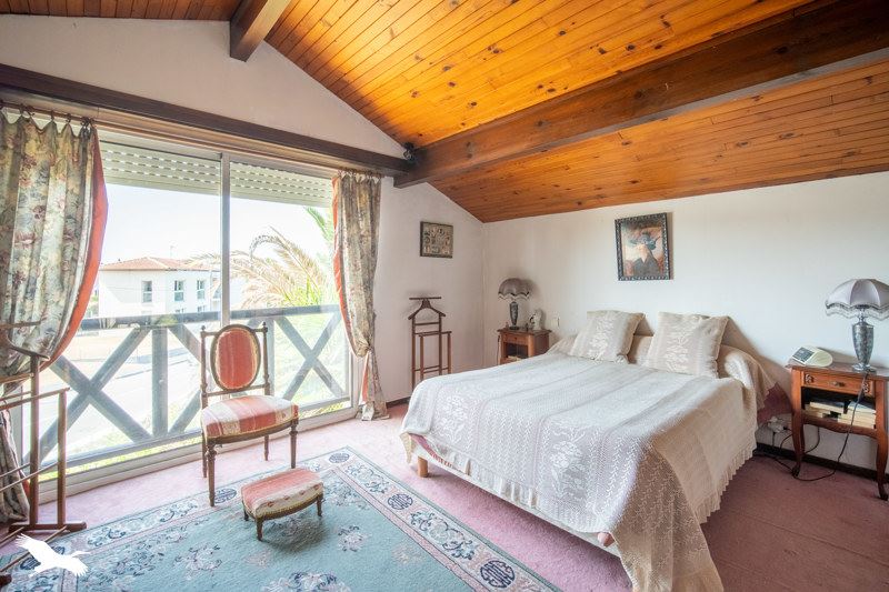 Vente Maison ST VINCENT DE TYROSSE - 6 pièces -200 m² - (40230)