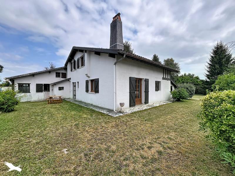 Vente Maison ST VINCENT DE TYROSSE - 7 pièces -148,5 m² - (40230)