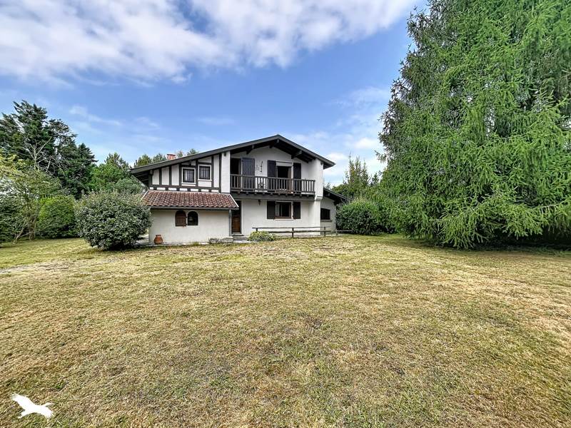 Vente Maison ST VINCENT DE TYROSSE - 7 pièces -148,5 m² - (40230)