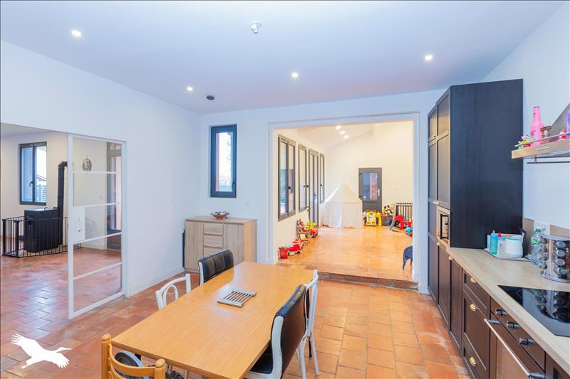 Vente Maison RAZENGUES - 5 pièces -215 m² - (32600)