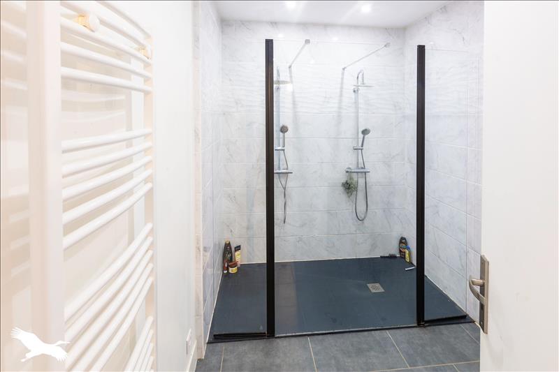 Vente Maison RAZENGUES - 5 pièces -215 m² - (32600)