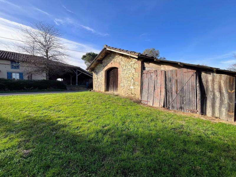 Terrain 115 m² · à Monferran-Savès · 115 m² · 82 950 €