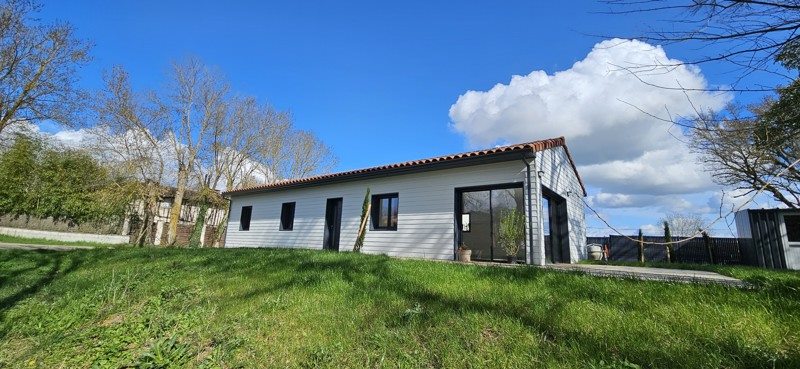 Vente Maison CADOURS - 4 pièces -97 m² - (31480)