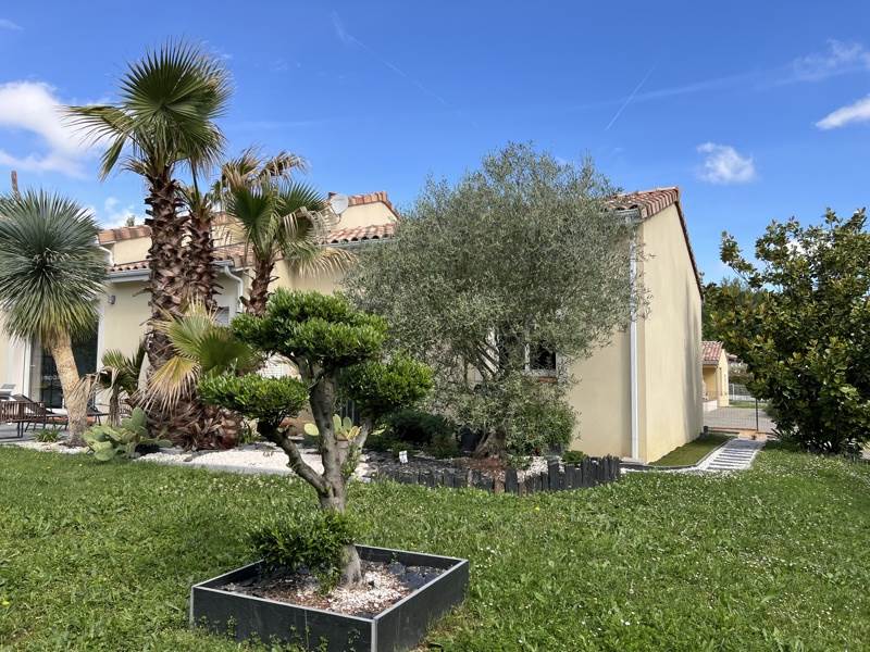 Vente Maison L ISLE JOURDAIN - 4 pièces -124 m² - (32600)