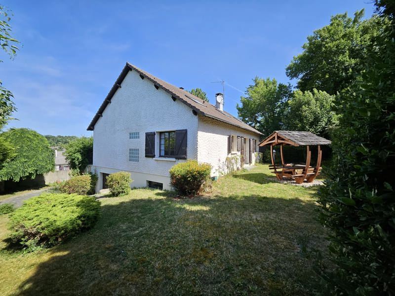Vente Maison GAILLON SUR MONTCIENT - 8 pièces -176 m² - (78250)