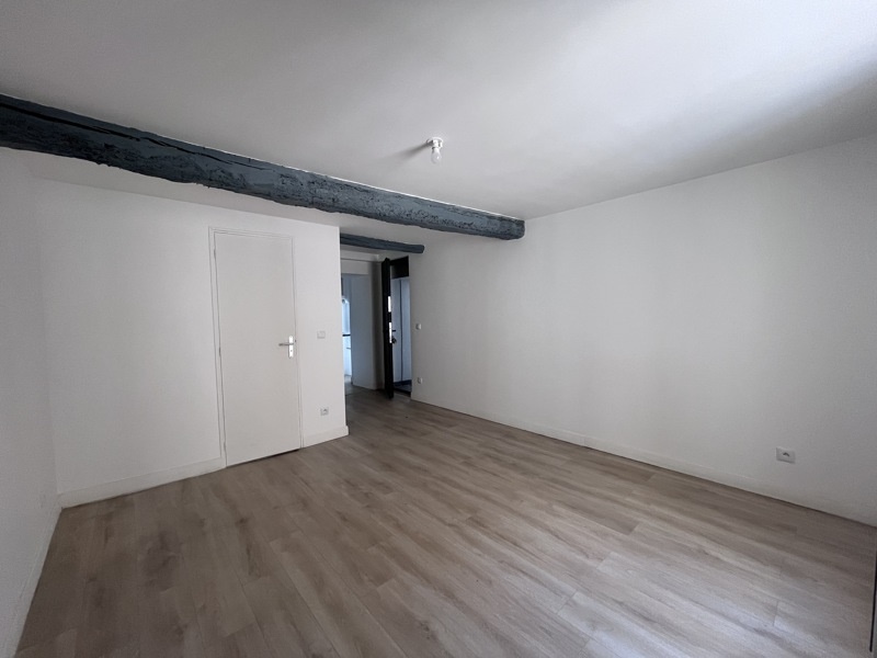Vente Appartement MEULAN EN YVELINES - 1 pièce -16,8 m² - (78250)