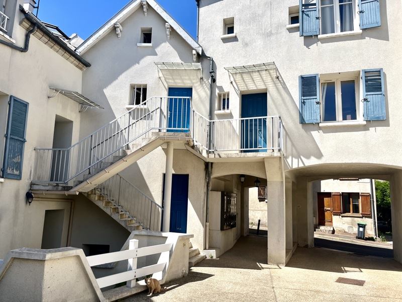 Vente Appartement VERNOUILLET - 2 pièces -52,7 m² - (78540)