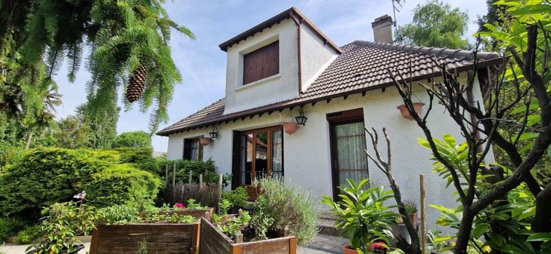 Maison 6 pièces 100 m² · à Hardricourt · 100 m² · 325 000 €