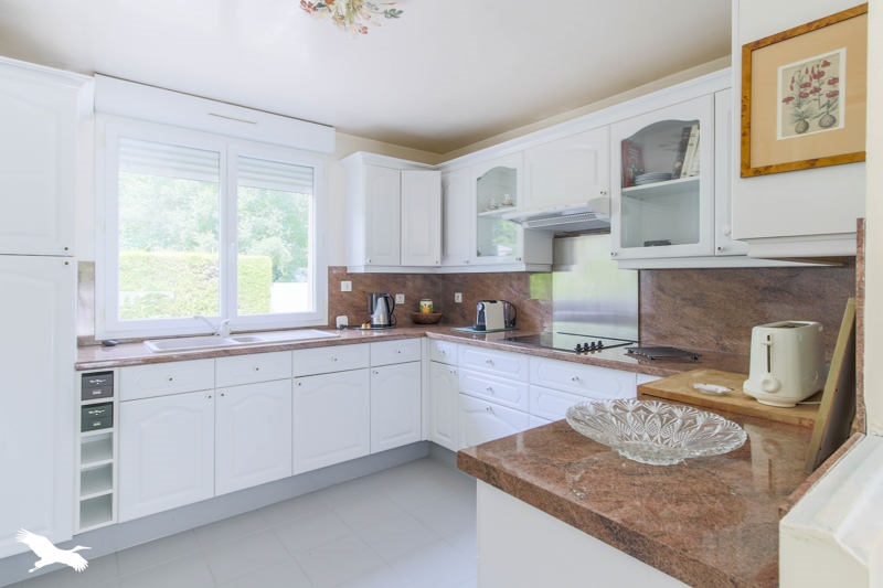 Vente Maison Mézy-sur-Seine - 12 pièces -362 m² - (78250)