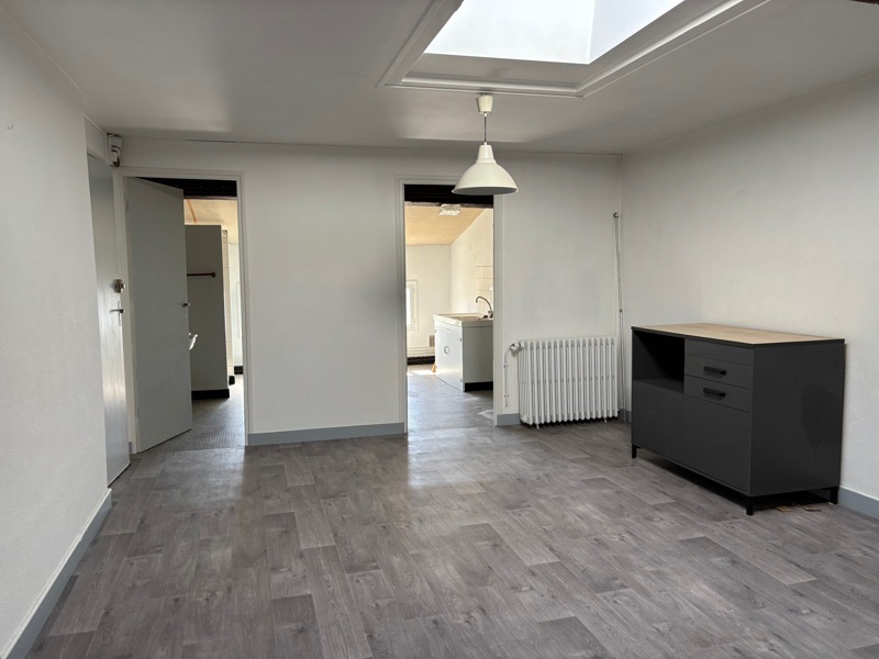 Vente Appartement BORDEAUX - 2 pièces -56 m² - (33000)