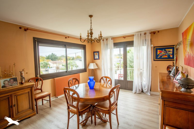 Vente Maison CAMBLANES ET MEYNAC - 6 pièces -206 m² - (33360)