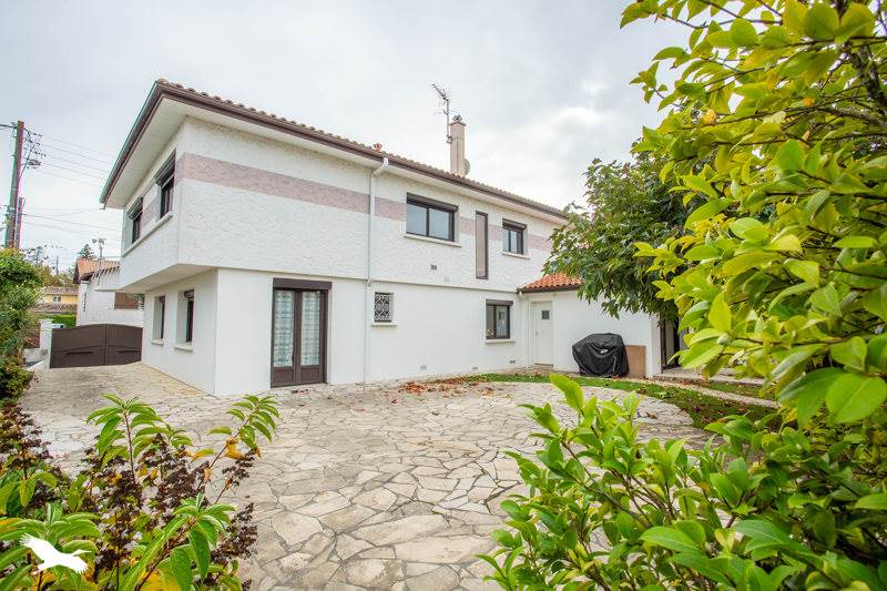 Vente Maison CAMBLANES ET MEYNAC - 6 pièces -206 m² - (33360)