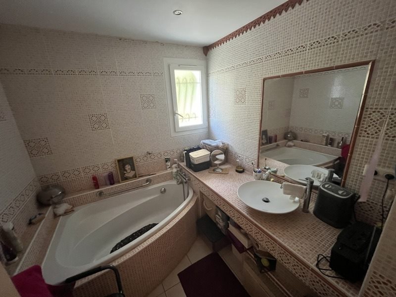 Vente Maison CENAC - 6 pièces -210 m² - (33360)