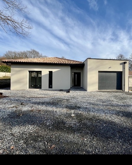 Vente Maison CAMBLANES ET MEYNAC - 4 pièces -131 m² - (33360)