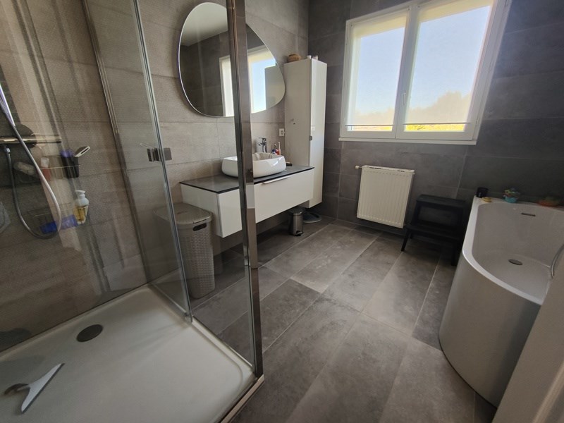 Vente Maison ST CAPRAIS DE BORDEAUX - 6 pièces -175 m² - (33880)