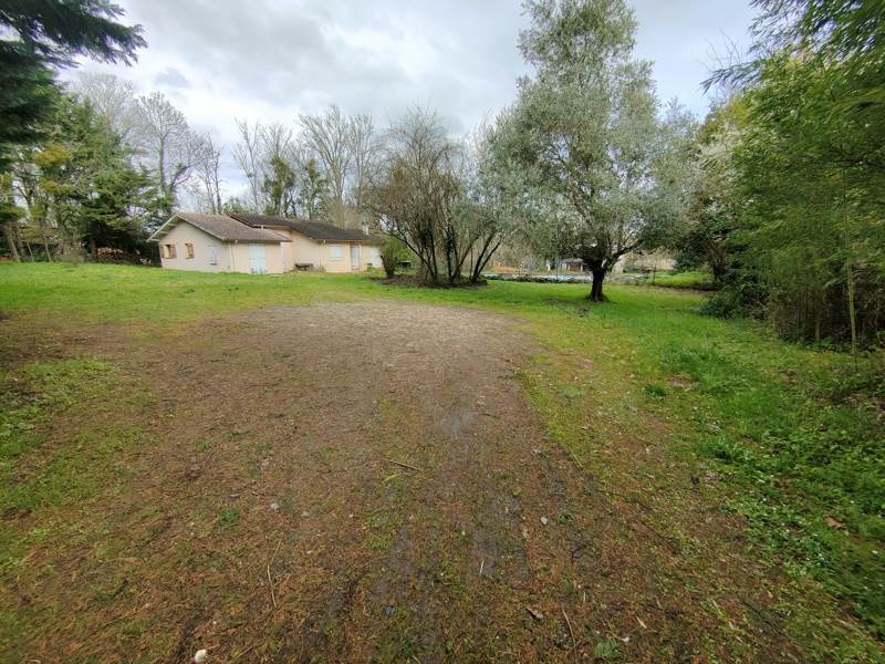 Vente Maison QUINSAC - 5 pièces -135 m² - (33360)