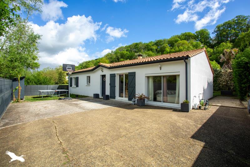 Vente Maison LATRESNE - 5 pièces -119 m² - (33360)