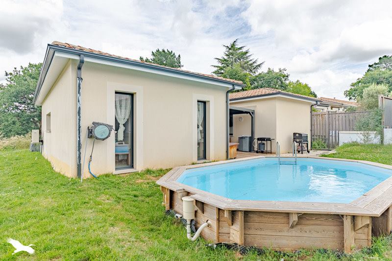 Vente Maison QUINSAC - 4 pièces -101 m² - (33360)