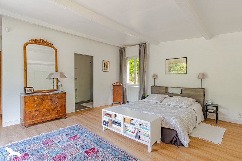 Vente Maison CENAC - 7 pièces -275 m² - (33360)