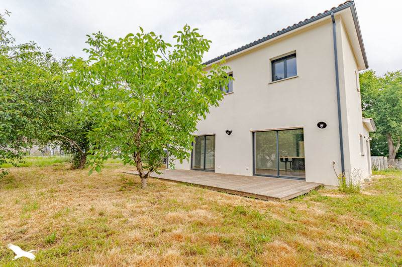 Vente Maison ST CAPRAIS DE BORDEAUX - 5 pièces -118 m² - (33880)
