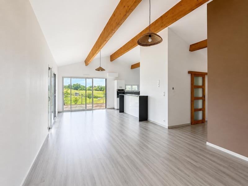 Vente Maison CAMBLANES ET MEYNAC - 6 pièces -152 m² - (33360)