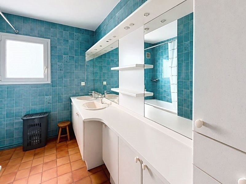 Vente Maison ST CAPRAIS DE BORDEAUX - 7 pièces -173 m² - (33880)