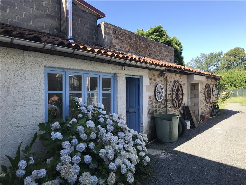 Vente Maison LA COQUILLE - 6 pièces -155 m² - (24450)