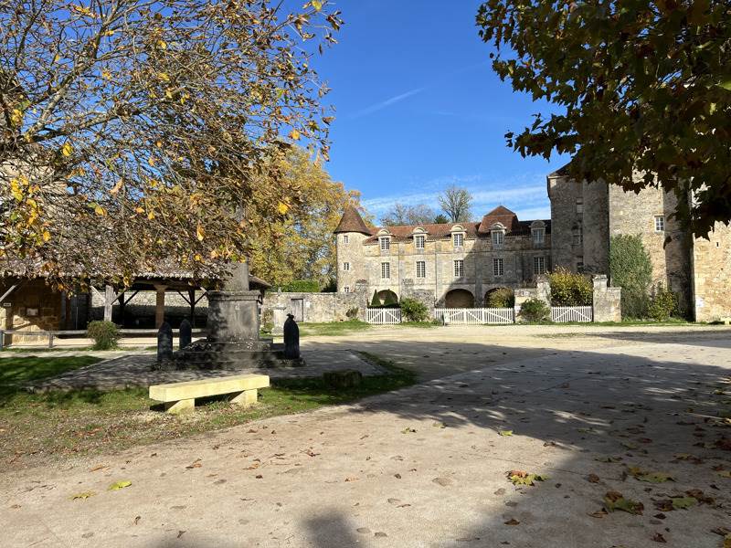Vente Maison ST JEAN DE COLE - 4 pièces -137 m² - (24800)