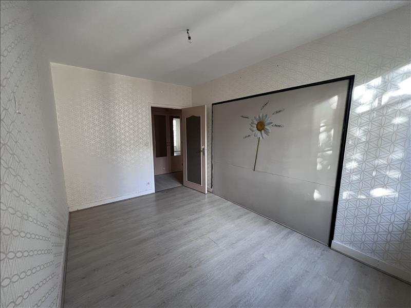 Vente Appartement THIVIERS - 3 pièces -73 m² - (24800)