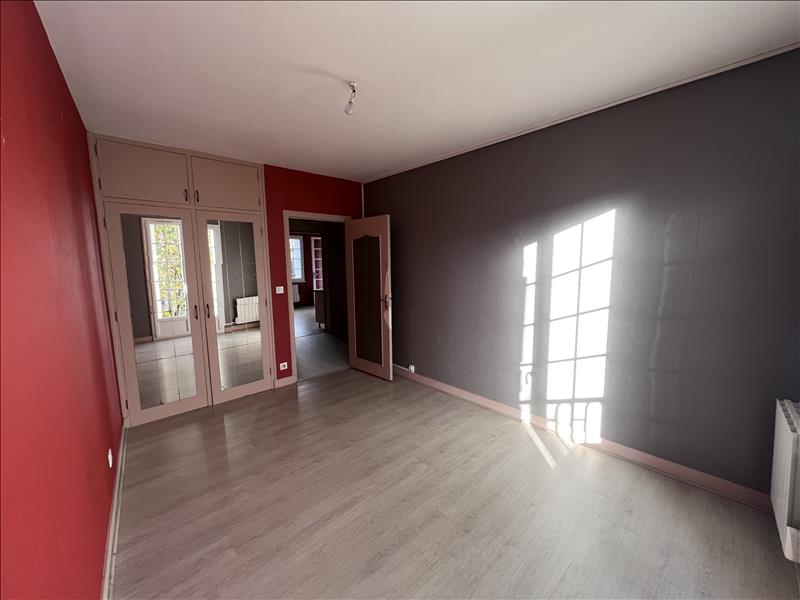 Vente Appartement THIVIERS - 3 pièces -73 m² - (24800)