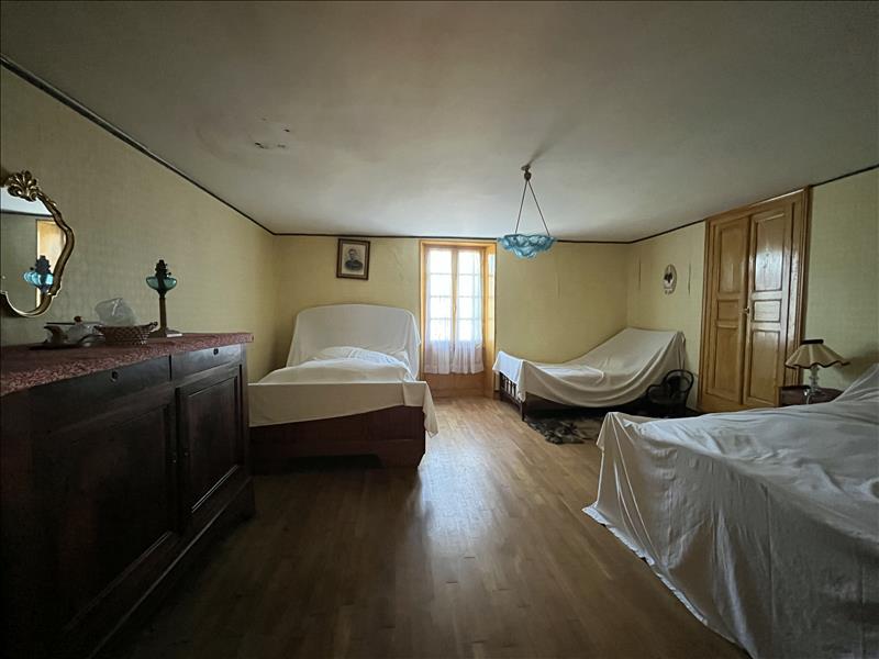Vente Maison NANTHIAT - 3 pièces -68 m² - (24800)