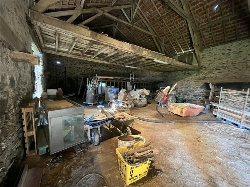 Vente Grange LA COQUILLE - 1 pièce -190 m² - (24450)