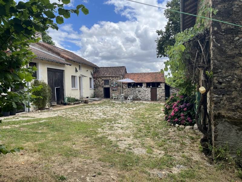 Maison 3 pièces 69 m² · à Thiviers · 69 m² · 218 325 €