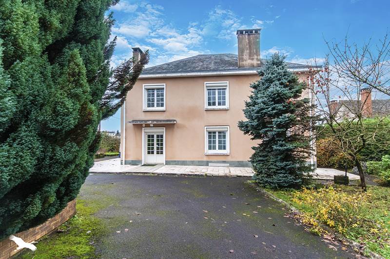 Vente Maison THIVIERS - 8 pièces -270 m² - (24800)