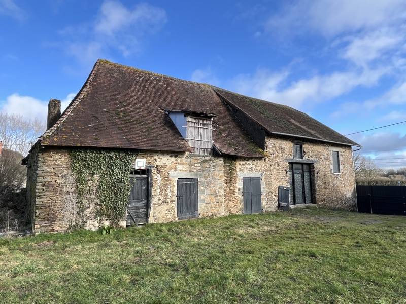 Vente Maison CHALAIS - 4 pièces -109 m² - (24800)