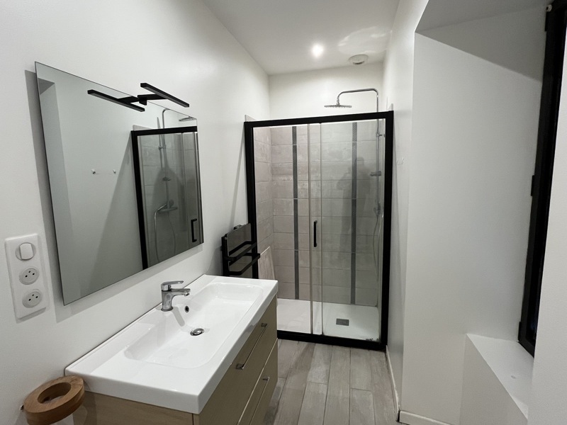 Vente Maison CHALAIS - 4 pièces -109 m² - (24800)