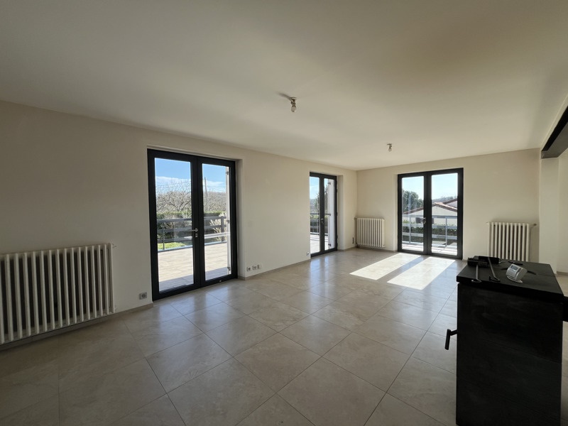 Vente Maison CORGNAC SUR L ISLE - 7 pièces -210 m² - (24800)