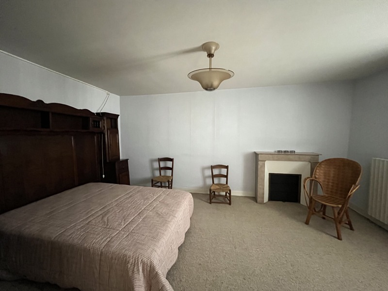 Vente Maison THIVIERS - 6 pièces -139 m² - (24800)