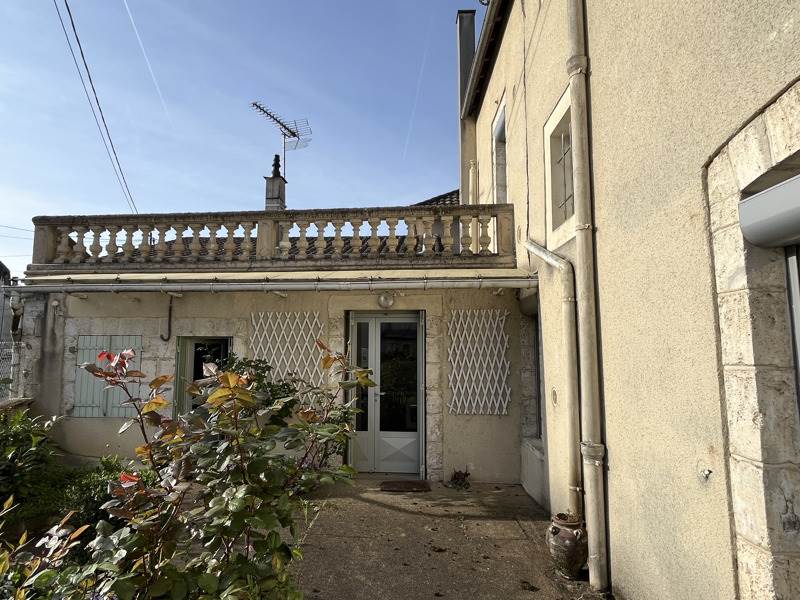 Vente Maison THIVIERS - 6 pièces -139 m² - (24800)