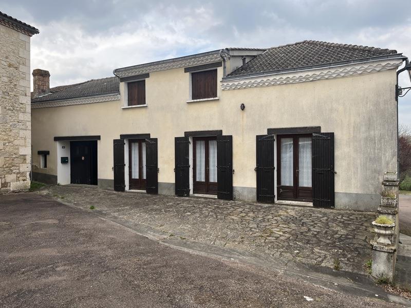 Vente Maison VAUNAC - 4 pièces -106 m² - (24800)