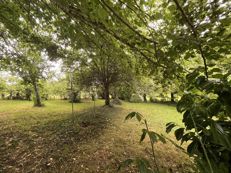 Vente Maison CHALAIS - 3 pièces -83 m² - (24800)